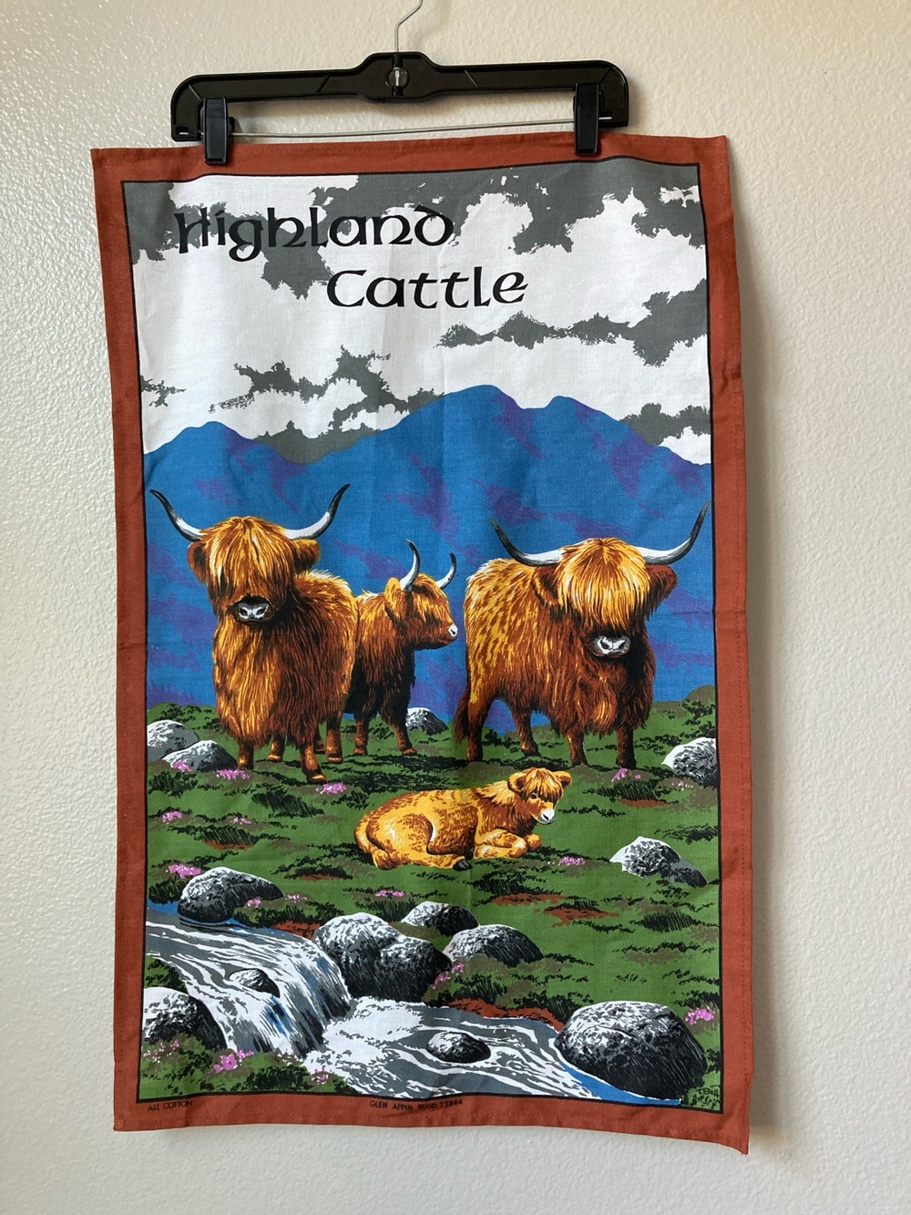 NWT Retro Highland cattle Glen Appin Scotland Scottish Tea Towel Farmhouse